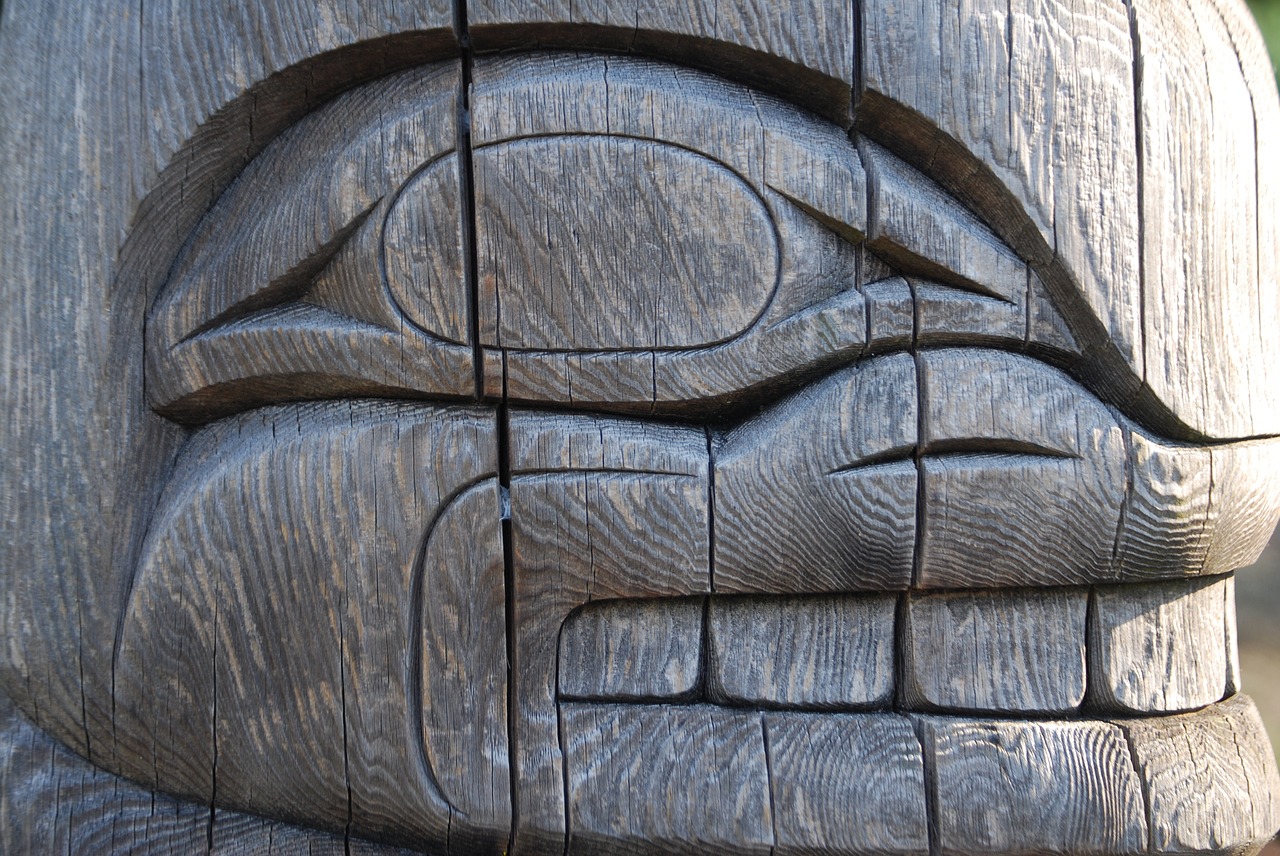 totem, whale, tribal-1661487.jpg